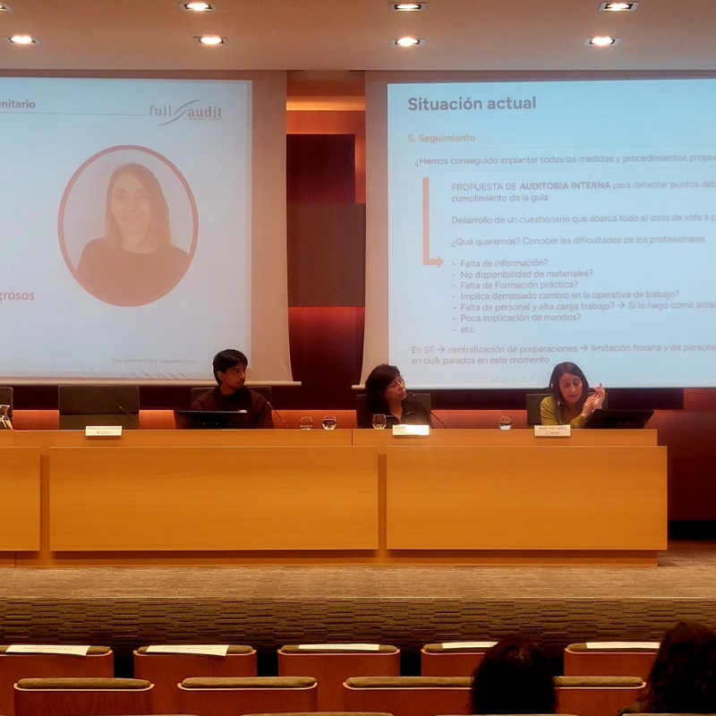 Eva Pujol Carventus en su ponencia durante la jornada sobre SST en el sector sanitario, organizada por Full Audit.