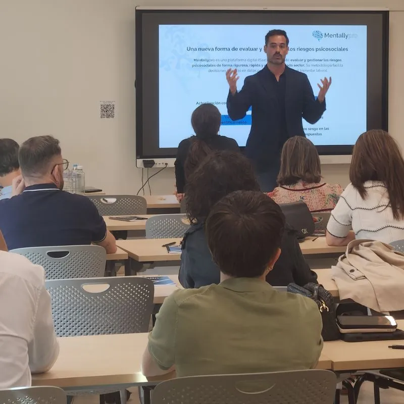 Jorge Tubio en jornada "Buenas prácticas ante los nuevos retos de la salud laboral en el sector sanitario", organizada por Full Audit y BeOn